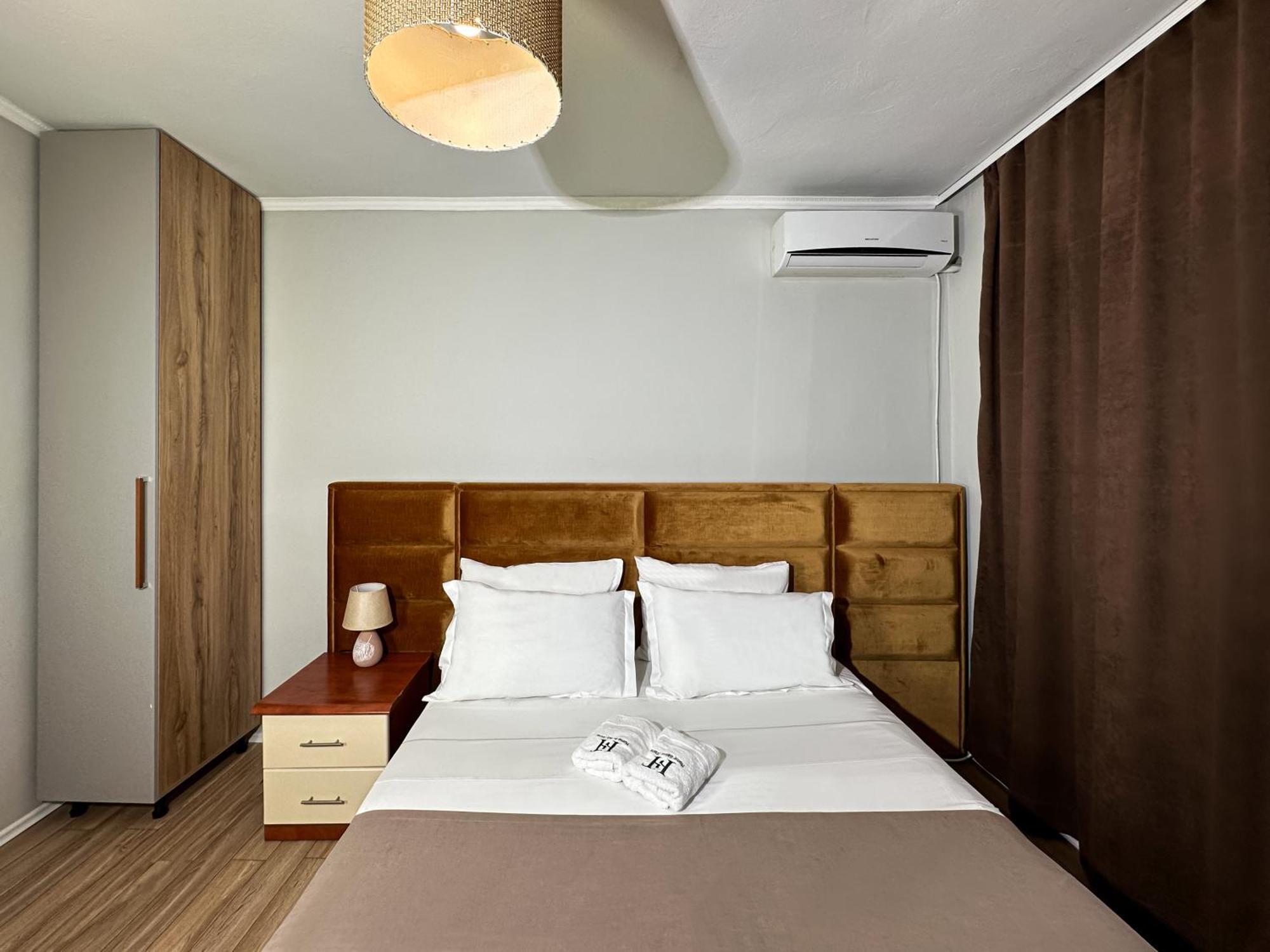 Home Select Tirana Bagian luar foto